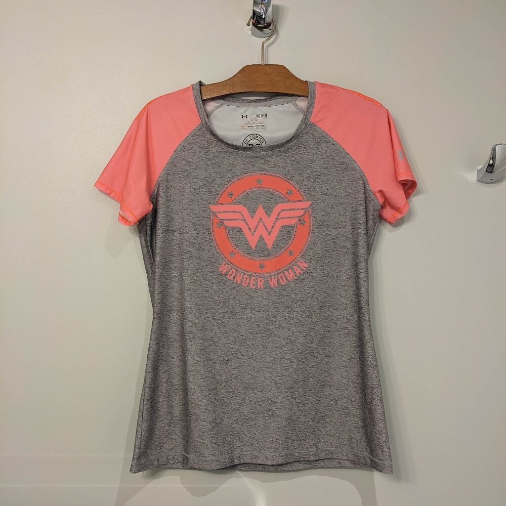 Under Armour Heatgear Fitted Wonder Woman Shirt Grey Pink athleisure